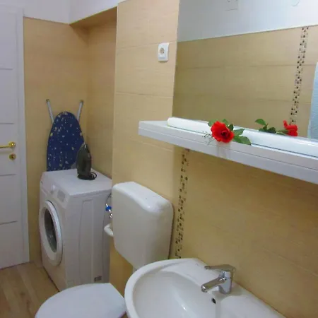 Apartment Two-bedroom In Pula Xi