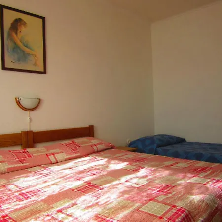 Apartment Two-bedroom In Pula Xi Veruda