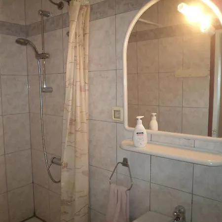 Two-bedroom In Pula Xi