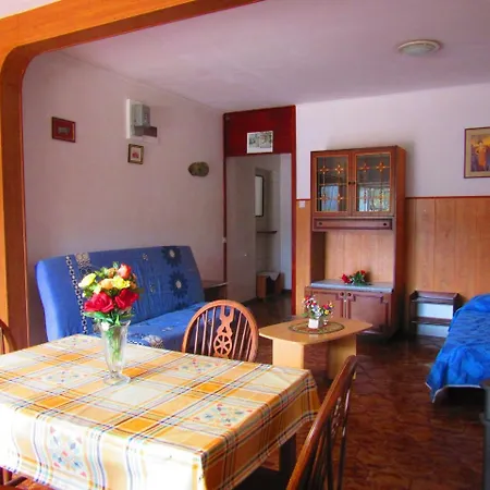 Two-bedroom In Pula Xi Apartment Veruda